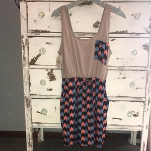 NWT Tinley Blue And Coral Print Dress - L